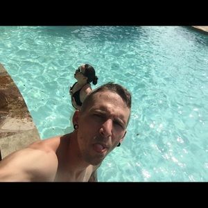 Meet your Posher, Cody